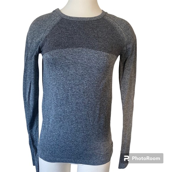 Lorna Jane | Charcoal Heather Rhythmic Seamless Raglan Top - Picture 5 of 7